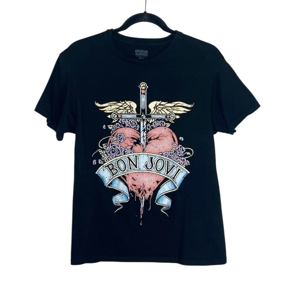 Bon Jovi Heart Dagger 100% Cotton Graphic Print Band Tee in black size Small